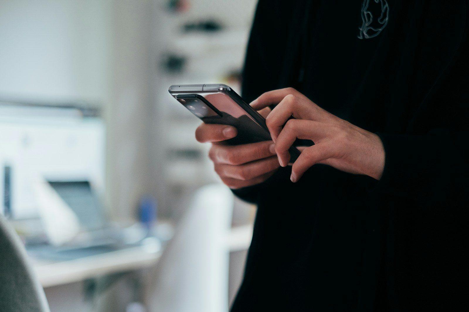 How Low-Income Households Can Get Phone and Internet Discounts